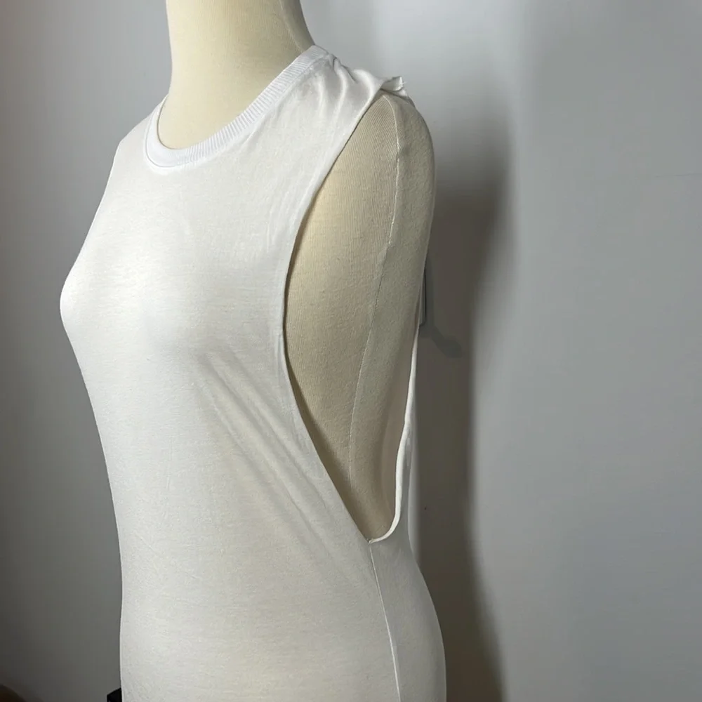 BLQ BASIC Muscle Tank Tee​ - Picture 3 of 8